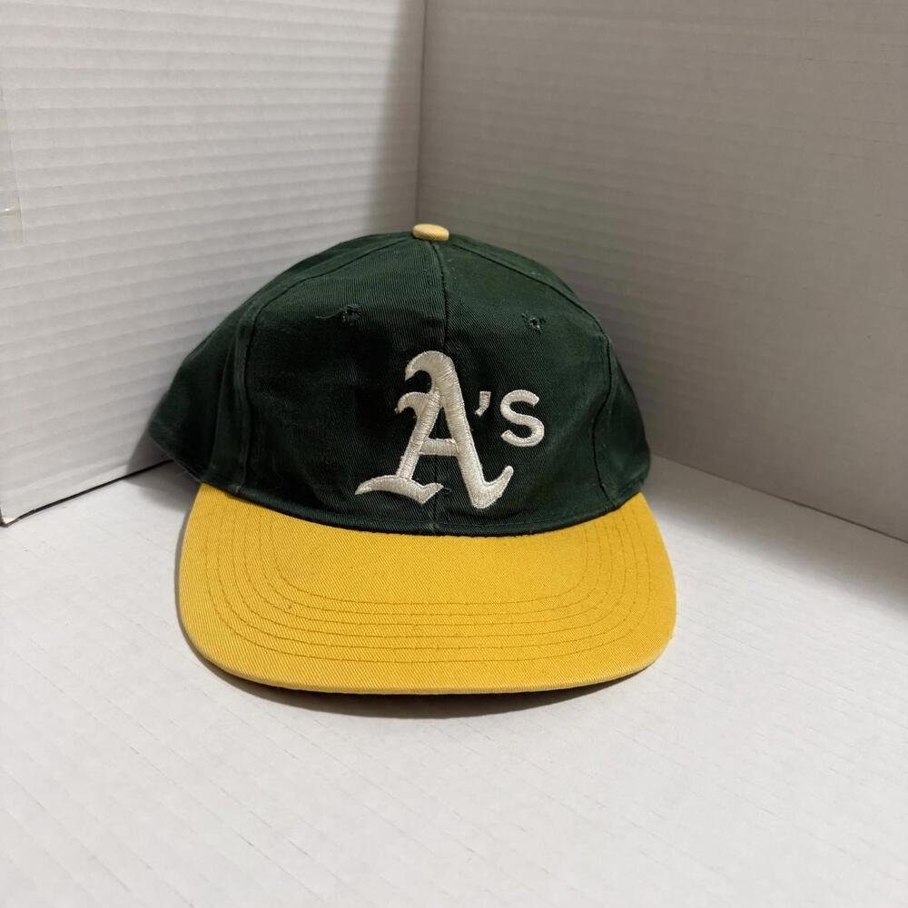 Vintage 90s Oakland Athletics MLB Snapback Hat Green Youth OS Boy's